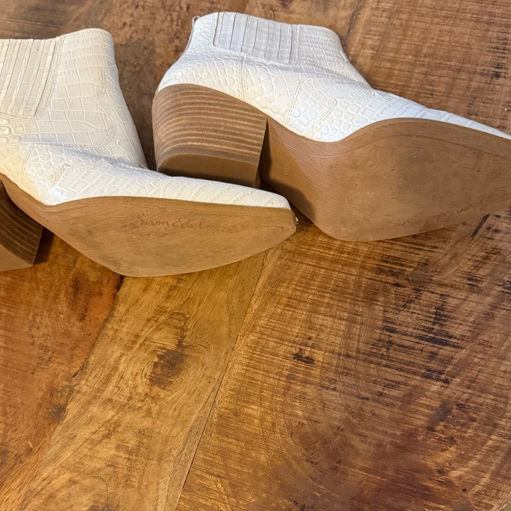 Sam Edelman White Ankle Boots - Picture 7 of 9